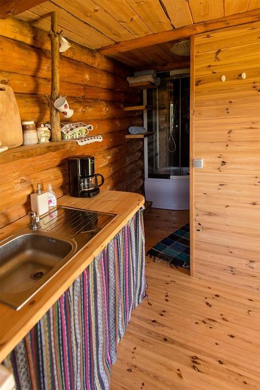Veskikivi Holiday Home Mäebe 외부 사진